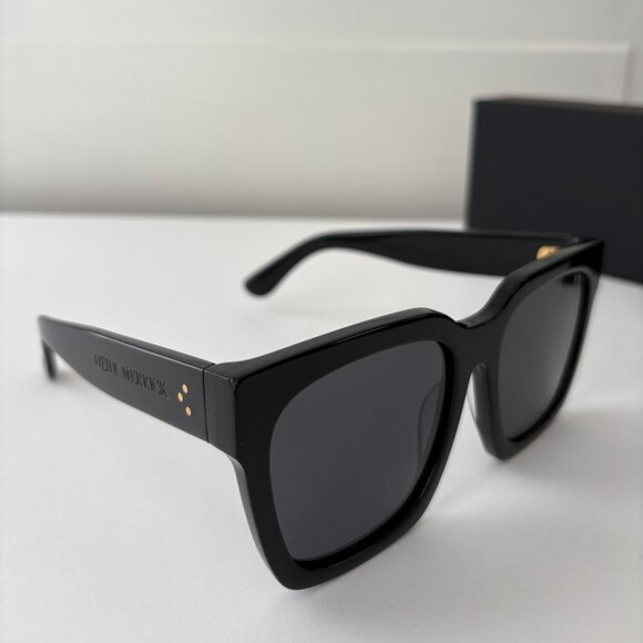 HEIDI MERRICK Santa Barbara Frame Black Oversize Sunglasses Square NEW